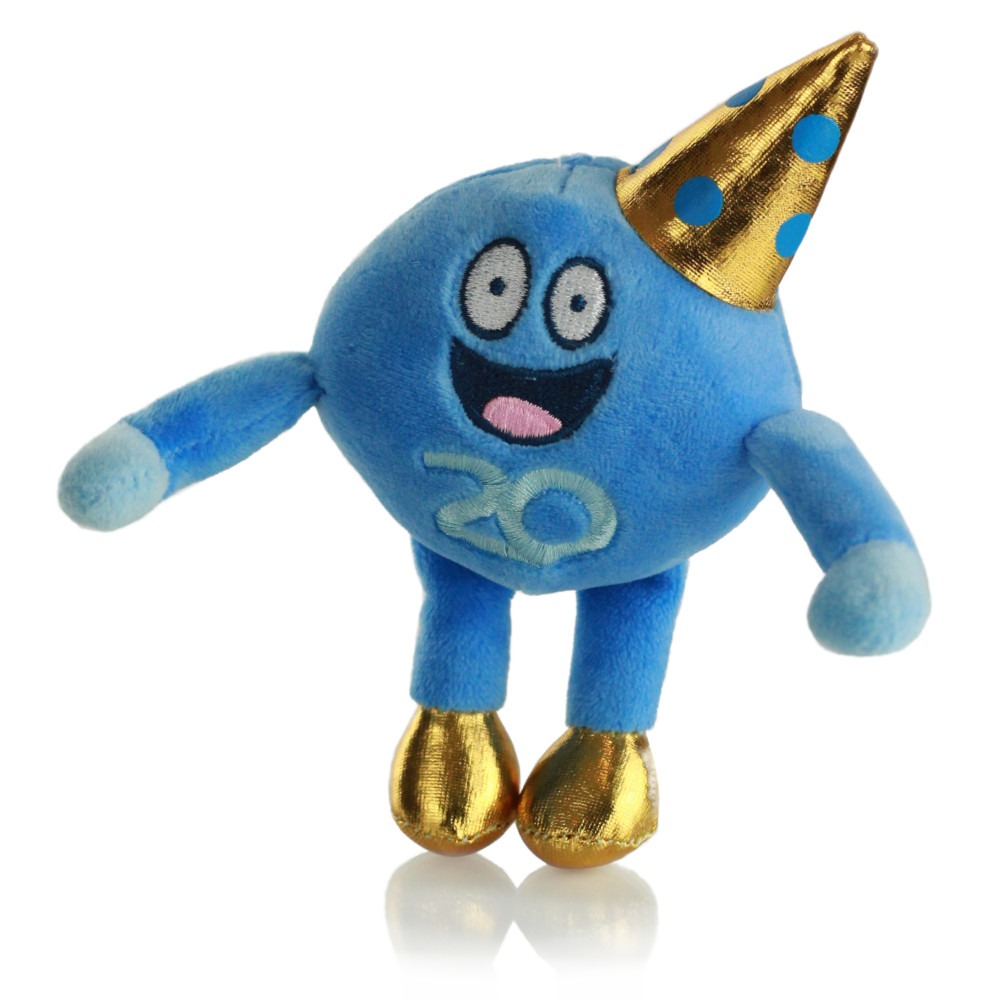 Pointee mit goldener Jubiläumsmütze, goldenen Schuhen und Zahl 20 auf dem Bauch